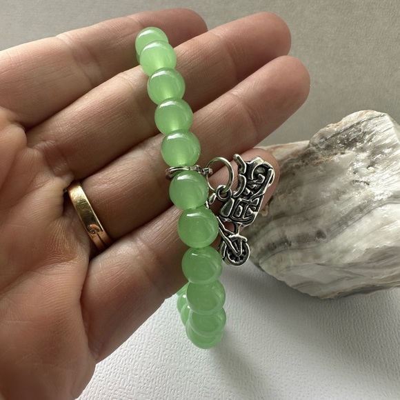 Artisan Beaded Motorcycle bracelet A entire stone . - Picture 8 of 12